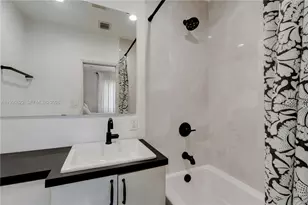 466 Loretto Ave, Coral Gables, FL 33146 - Photo 4