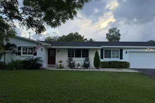 27420 SW 165th Ave, Homestead, FL 33031 - Photo 1