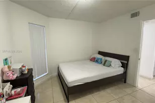 7610 Westwood Dr, Tamarac, FL 33321 - Photo 6