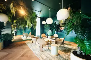 121 NE 5th St, Miami, FL 33132 - Photo 30