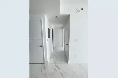 500 Brickell Ave #2506, Miami, FL 33131 - Photo 10