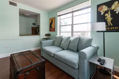 1460 Ocean Dr #309, Miami Beach, FL 33139 - Photo 2