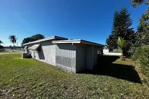 4753 NW 41st St, Lauderdale Lakes, FL 33319 - Photo 4