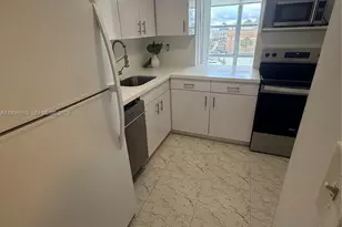 17560 Atlantic Blvd, Sunny Isles Beach, FL 33160 - Photo 12