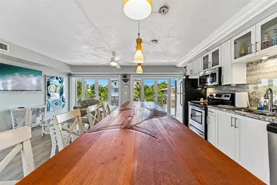 201 Wildwood Cir, Key Largo, FL 33037 - Photo 14