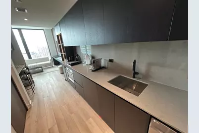 20 NE 11 St #3301, Miami, FL 33132 - Photo 4