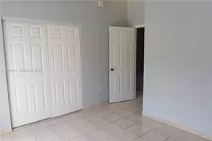 1911 SW 107th Ave, Miami, FL 33165 - Photo 14