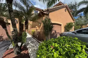 1503 Veracruz Ln, Weston, FL 33327 - Photo 2