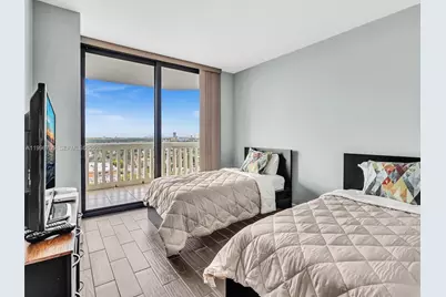 2000 Island Blvd #1203, Aventura, FL 33160 - Photo 16