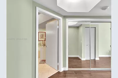 2000 Island Blvd #1203, Aventura, FL 33160 - Photo 18