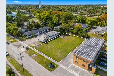 123 NW 6th St, Homestead, FL 33030 - Photo 1
