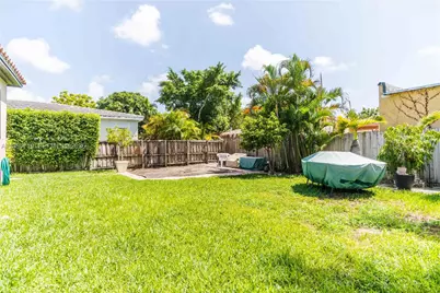 1921 SW 18th Ave #1921, Miami, FL 33145 - Photo 2