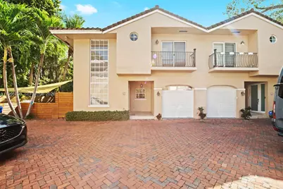 3135 Gifford Ln #C, Miami, FL 33133 - Photo 1