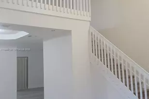 571 SE 37th Pl, Homestead, FL 33033 - Photo 6