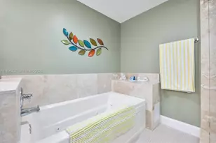 3505 Oaks Way, Pompano Beach, FL 33069 - Photo 26