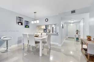 3505 Oaks Way, Pompano Beach, FL 33069 - Photo 14