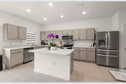 848 NW 3rd Ter, Pompano Beach, FL 33060 - Photo 10