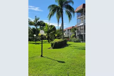 3774 Inverrary Blvd #206P, Lauderhill, FL 33319 - Photo 2