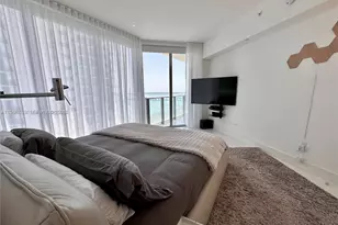 1300 Brickell Bay Dr, Miami, FL 33131 - Photo 14