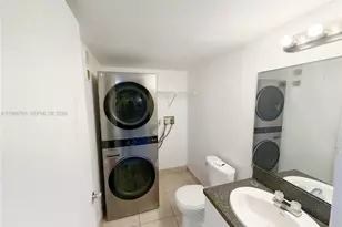 2455 W 67th Pl, Hialeah, FL 33016 - Photo 12