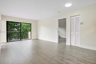 995 SW 84th Ave #309, Miami, FL 33144 - Photo 2