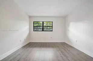 995 SW 84th Ave, Miami, FL 33144 - Photo 16