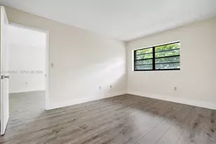 995 SW 84th Ave, Miami, FL 33144 - Photo 18
