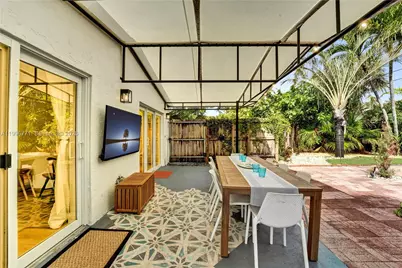 1501 NE 35th St, Oakland Park, FL 33334 - Photo 54