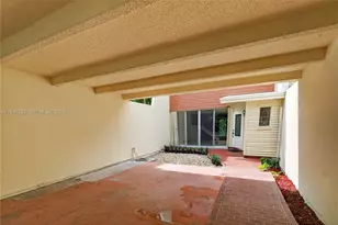 7833 SW 102nd Pl, Miami, FL 33173 - Photo 26
