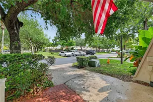 7833 SW 102nd Pl, Miami, FL 33173 - Photo 30