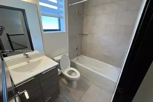 9106 NW 158th St, Miami Lakes, FL 33018 - Photo 12