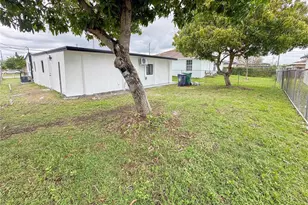 1305 NW 5th Ave, Florida City, FL 33034 - Photo 18
