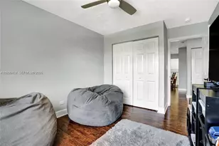 13813 NW 21st St, Pembroke Pines, FL 33028 - Photo 32