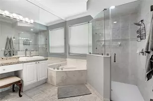 13813 NW 21st St, Pembroke Pines, FL 33028 - Photo 22