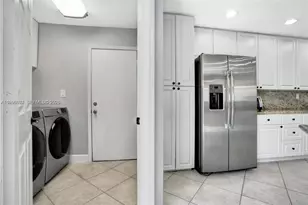 13813 NW 21st St, Pembroke Pines, FL 33028 - Photo 16