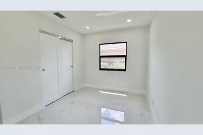 4750 NW 21st Ave, Miami, FL 33142 - Photo 12