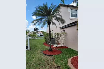 16863 SW 50th St, Miramar, FL 33027 - Photo 2