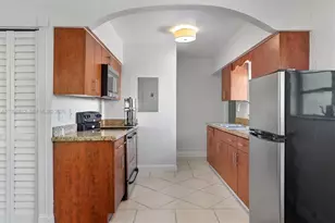 1440 NE 148th St, Miami, FL 33161 - Photo 8