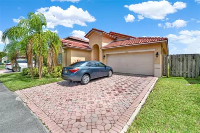 12046 SW 133rd Ter, Miami, FL 33186 - Photo 2