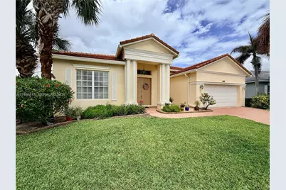 608 SW Chesapeake Ct, Port Saint Lucie, FL 34986 - Photo 2
