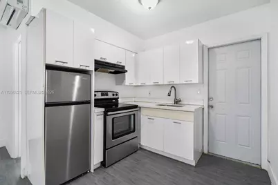 730 NE 128th St #9, North Miami, FL 33161 - Photo 4