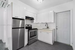 730 NE 128th St, North Miami, FL 33161 - Photo 4