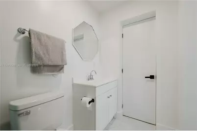13236 NE 4th Ave, North Miami, FL 33161 - Photo 32
