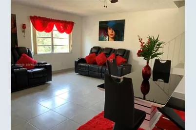 1300 W 53rd St #35, Hialeah, FL 33012 - Photo 8