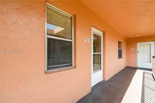 2861 Somerset Dr, Lauderdale Lakes, FL 33311 - Photo 4