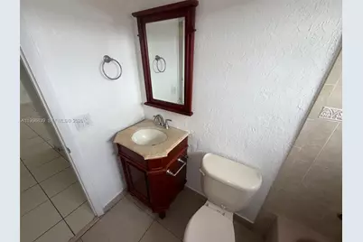 120 Royal Palm Rd #301, Hialeah Gardens, FL 33016 - Photo 14