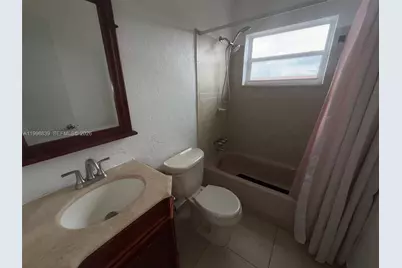 120 Royal Palm Rd #301, Hialeah Gardens, FL 33016 - Photo 16