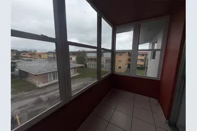 120 Royal Palm Rd #301, Hialeah Gardens, FL 33016 - Photo 26