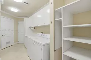 60 Edgewater Dr, Coral Gables, FL 33133 - Photo 36