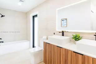 7951 SW 30th St, Davie, FL 33328 - Photo 46